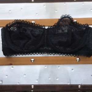 Victoriaβs Secret bra